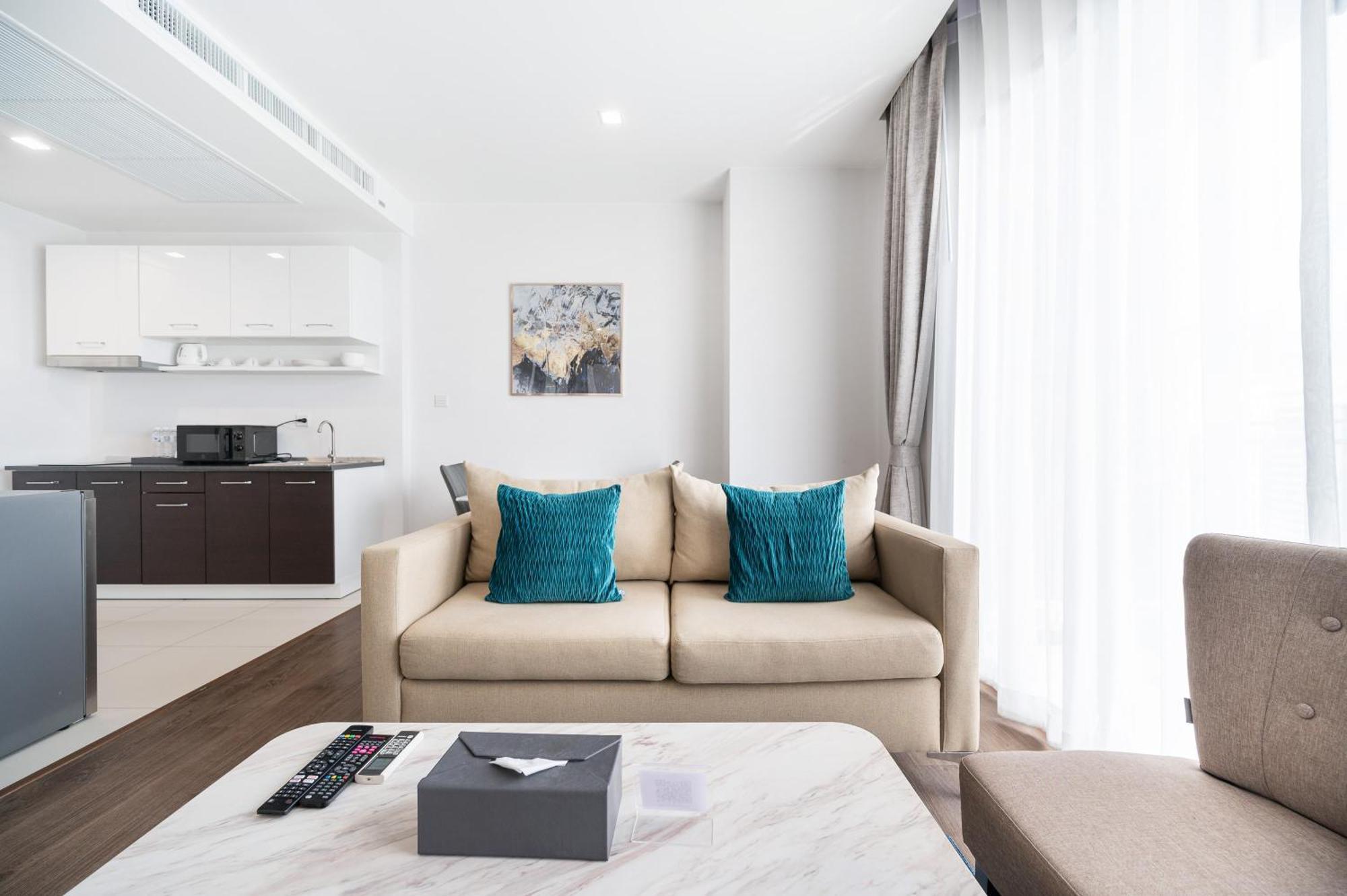 The Rich Residence Sukhumvit Nana Bangkok Exterior photo