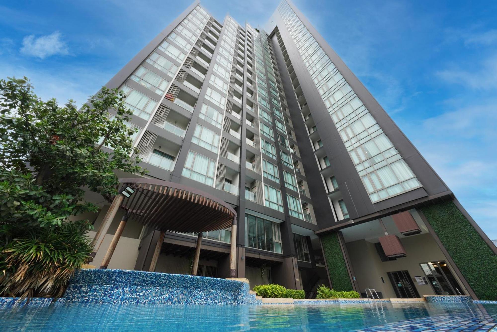 The Rich Residence Sukhumvit Nana Bangkok Exterior photo